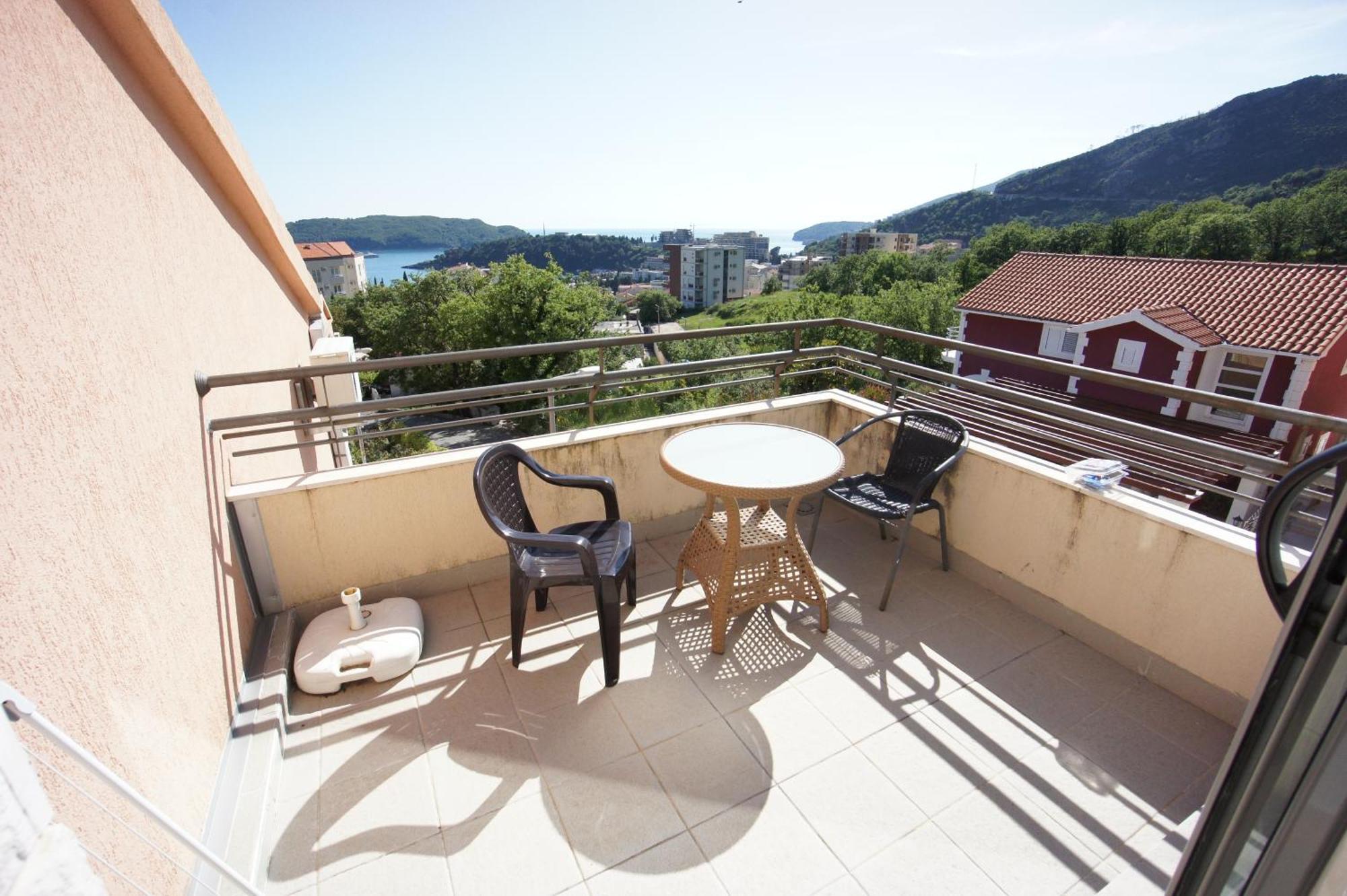 Apartments Becici Sunset Budva Bagian luar foto
