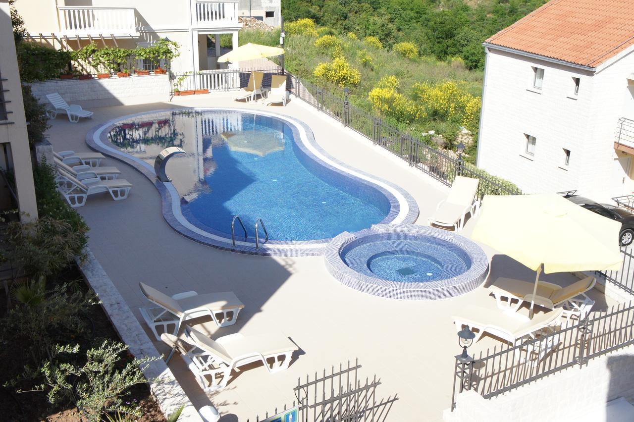 Apartments Becici Sunset Budva Bagian luar foto