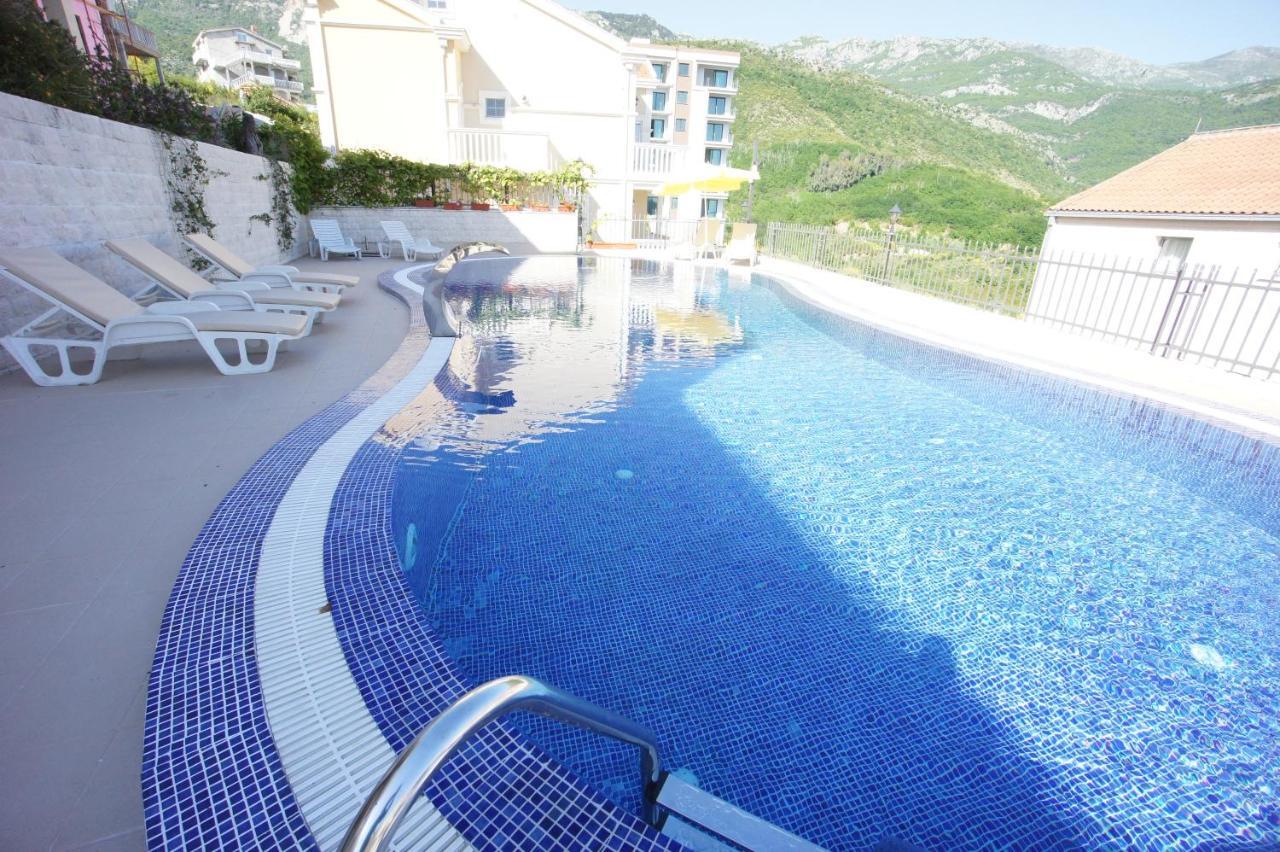 Apartments Becici Sunset Budva Bagian luar foto