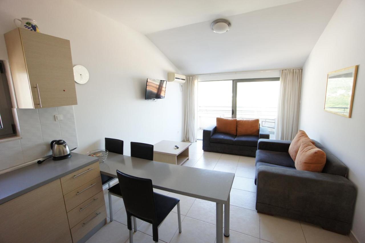 Apartments Becici Sunset Budva Bagian luar foto